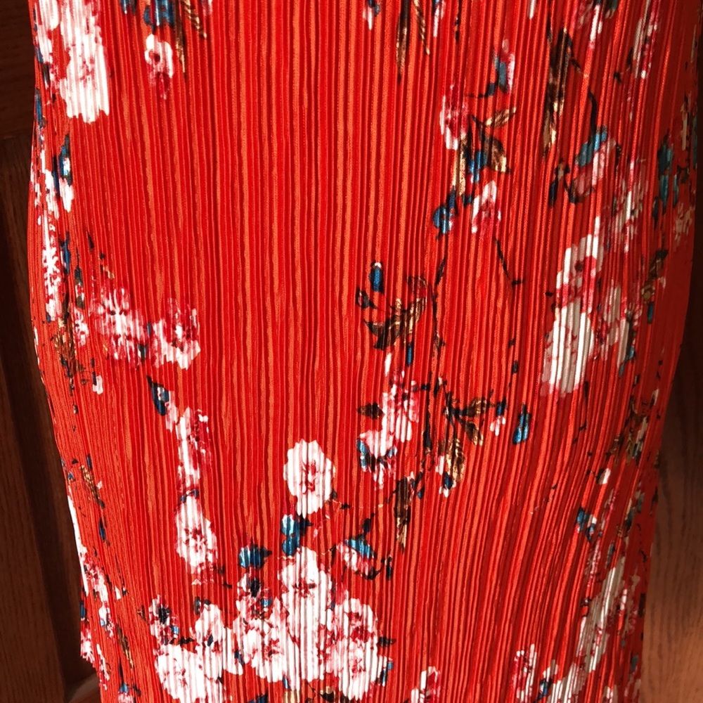 Collective Concepts Pleated Dress - Picture 16 of 16